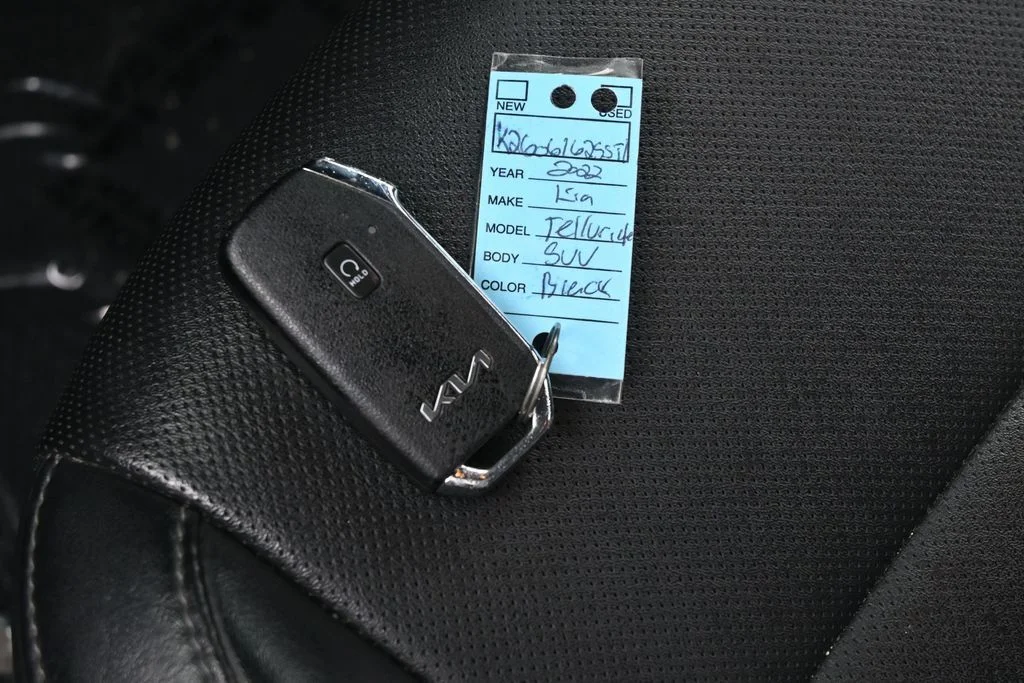 Used 2022 Ebony Black Kia LX image 18