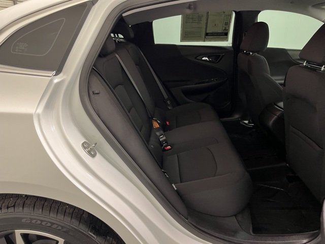 2024 Chevrolet Malibu RS photo 4