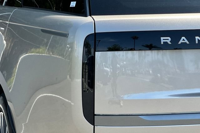 New 2026 Batumi Gold Land Rover SE image 25