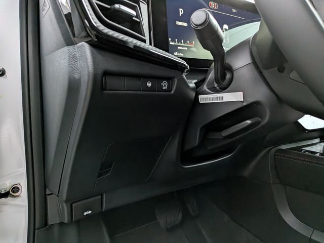 2026 Nissan KICKS SR - Photo 16