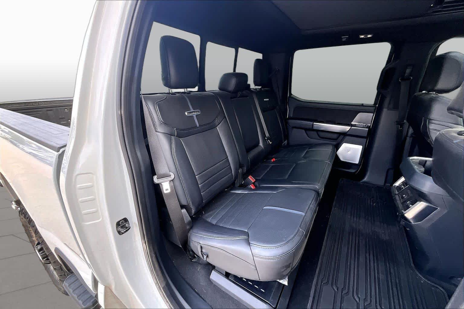 Used 2025 Avalanche Gray Ford Platinum image 18