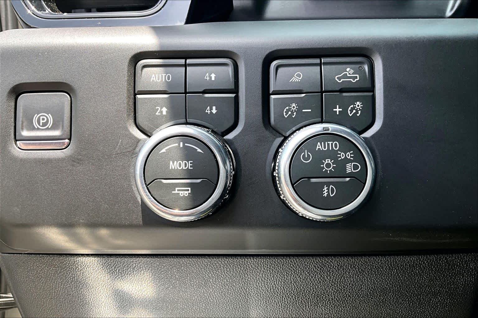 2026 GMC Sierra 1500 AT4 - Photo 14