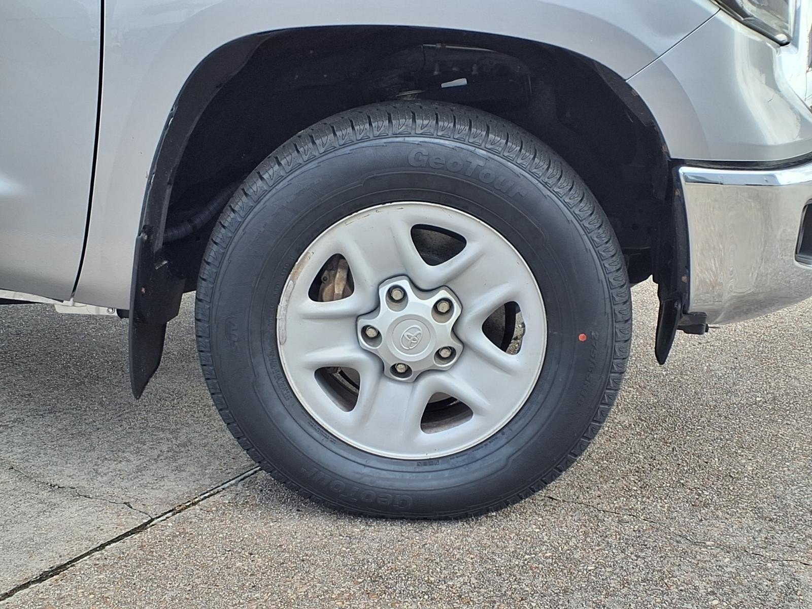 2021 Toyota Tundra 4WD SR5 - 8