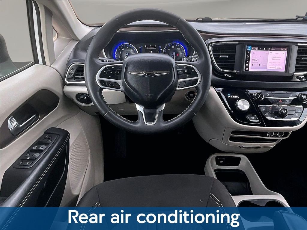 Used 2023 White Chrysler LX image 11