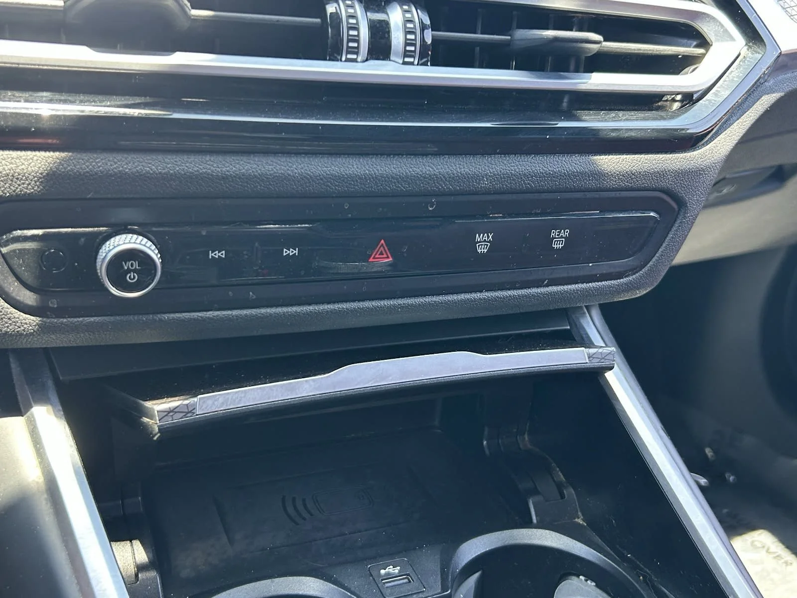 2023 BMW 3 Series 330i - Photo 35