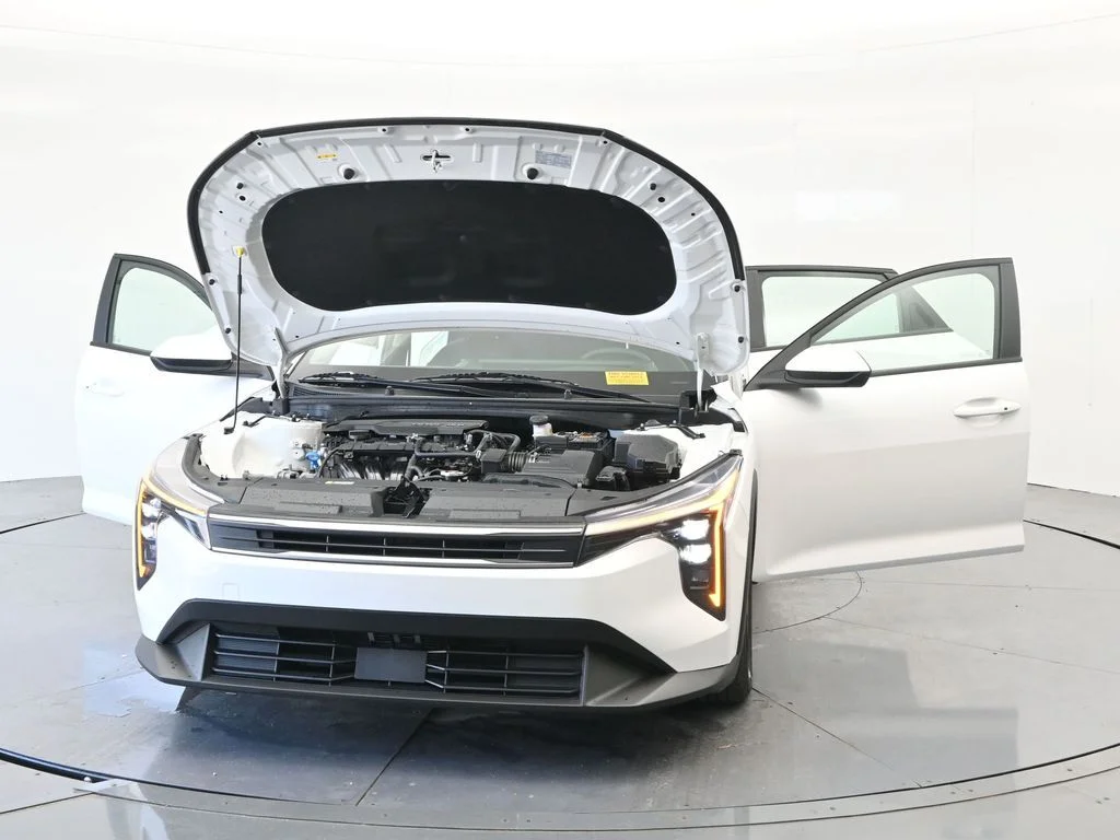 2025 Kia K4 LXS - Photo 39