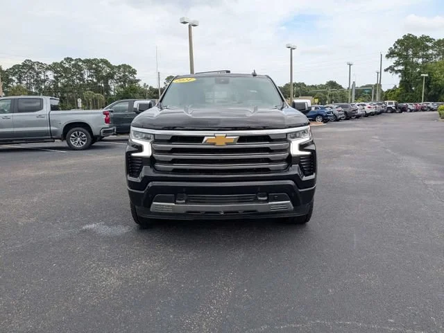 Used 2024 Black Chevrolet High Country image 8
