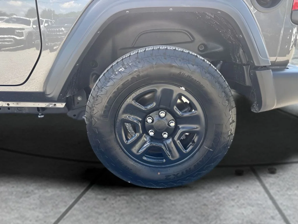 Used 2025 Gray Jeep Sport image 20