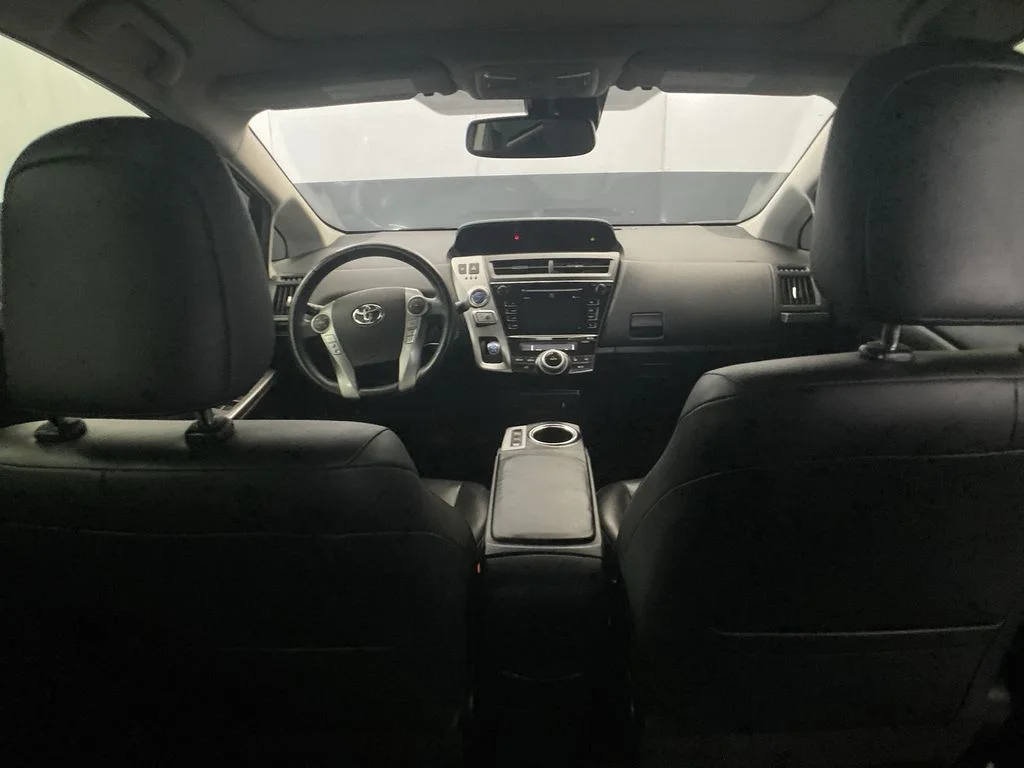 Used 2016 Sea Glass Pearl Toyota Five image 28