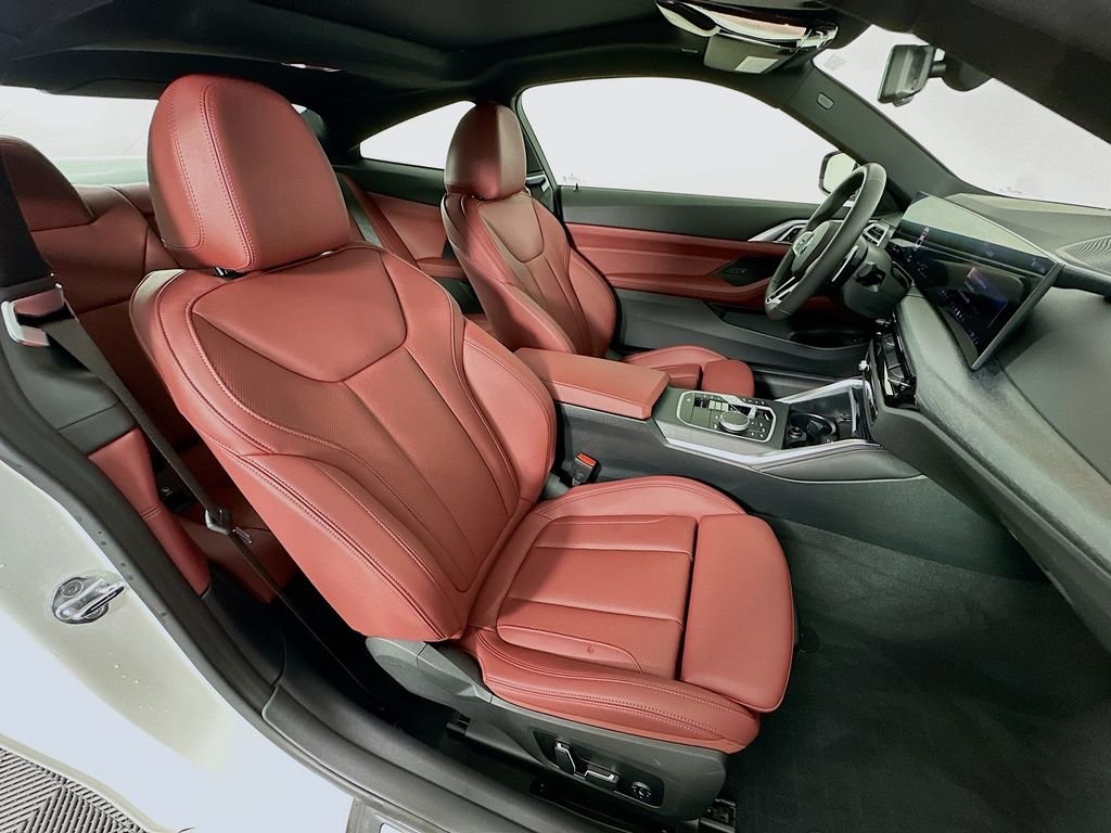 2025 BMW 4 Series 430i - Photo 29