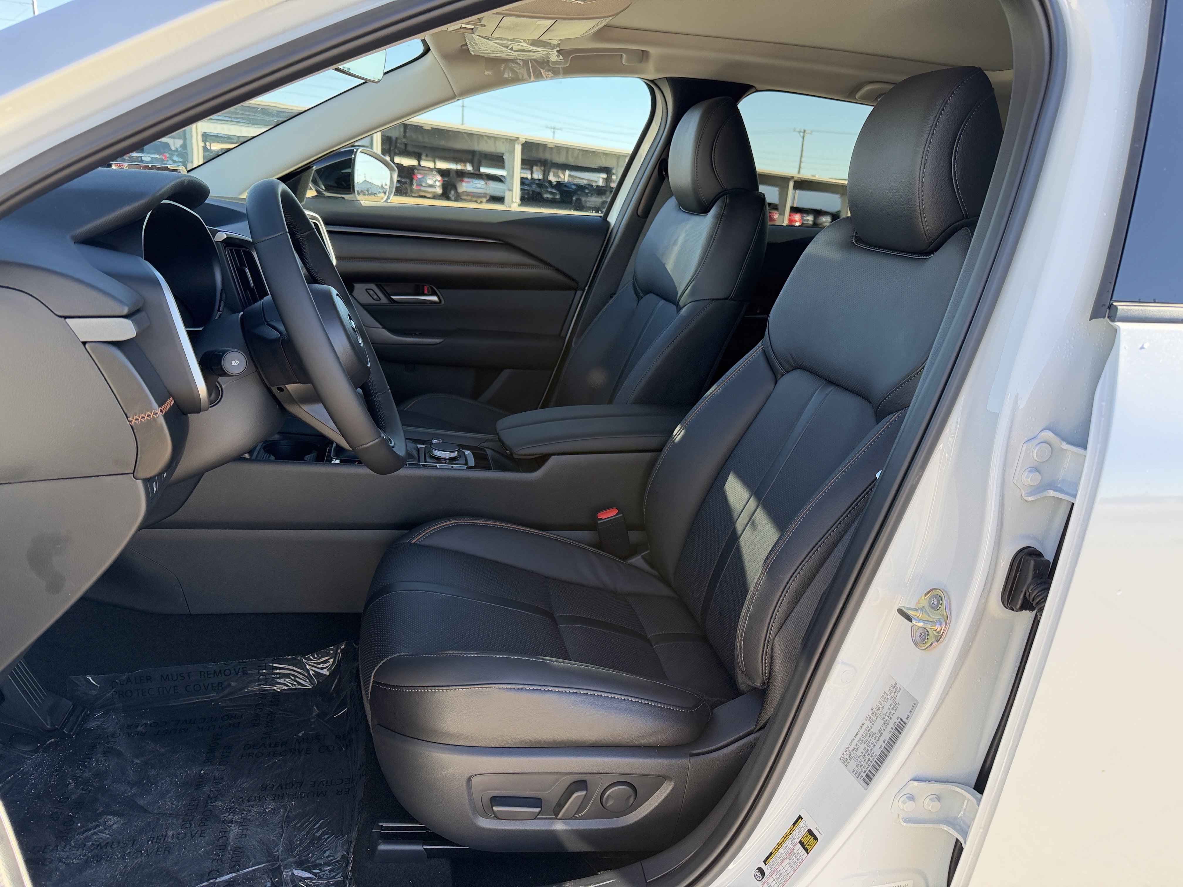 2026 Mazda CX-50 Premium - Photo 14