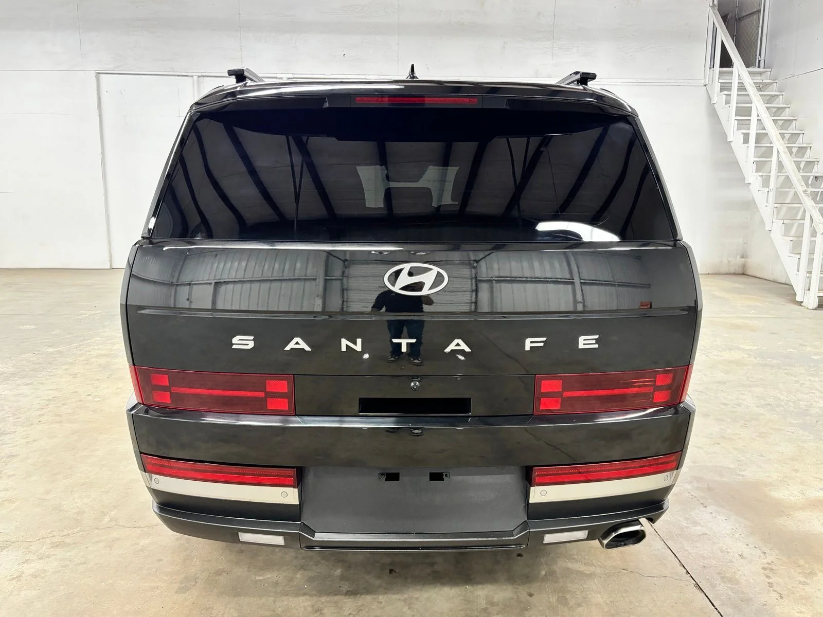 Used 2025 Black Hyundai Limited image 6
