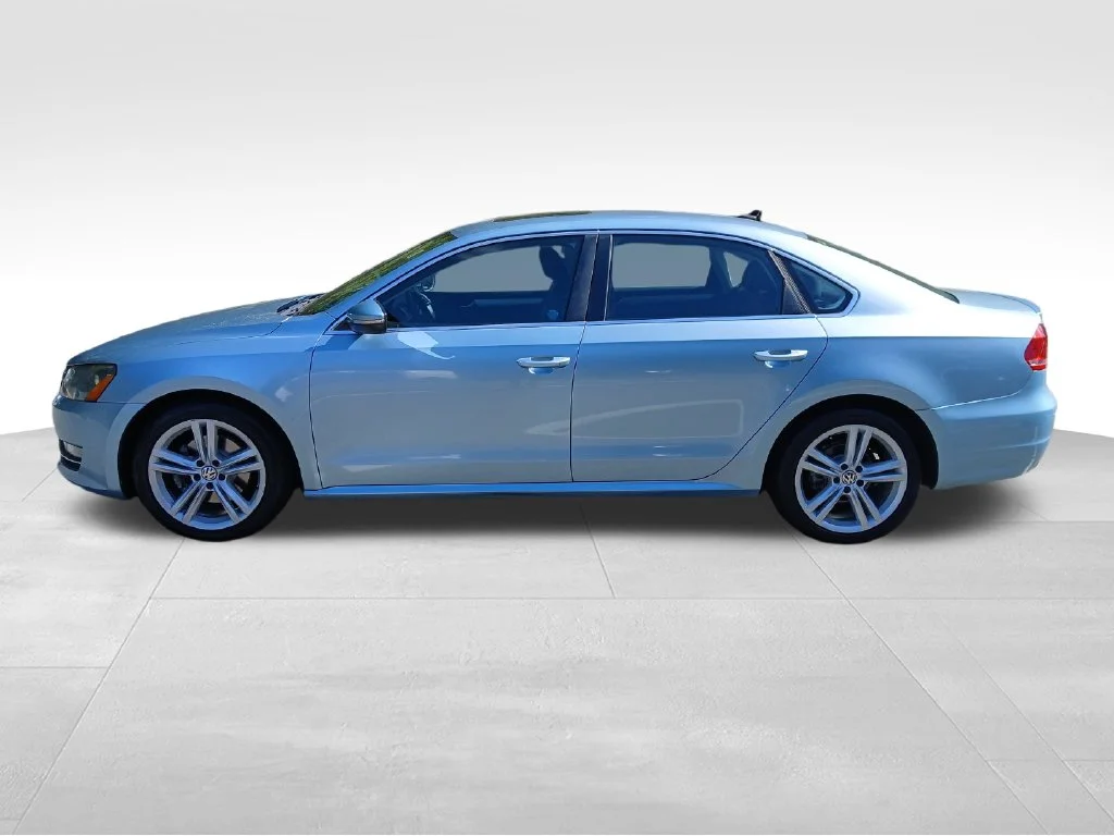Used 2012 Volkswagen Passat SE with VIN 1VWBM7A30CC099515 for sale in Chesapeake, VA
