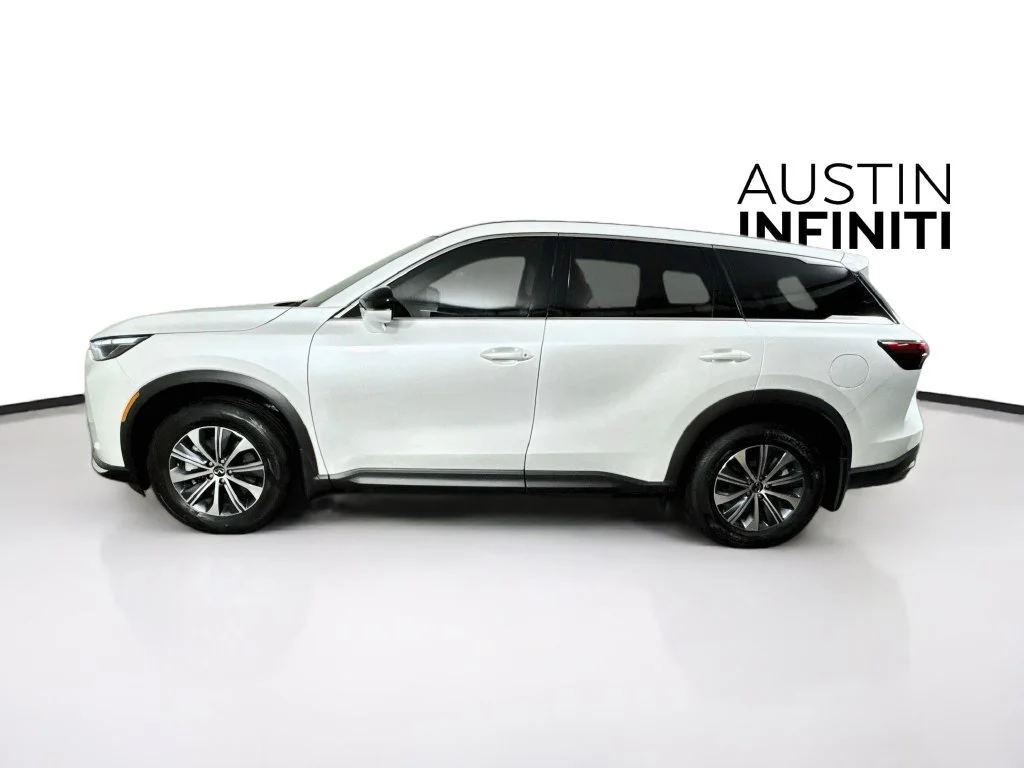 Certified Used 2027 White INFINITI PURE image 6