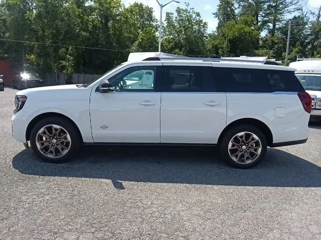 New 2027 Star White Metallic Tri-Coat Ford MAX King Ranch® image 6