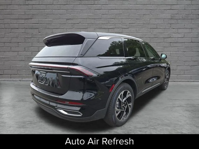 New 2026 Infinite Black Metallic Clearcoat Lincoln Premiere image 7