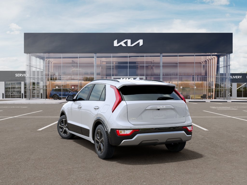 New 2026 Snow White Pearl Kia SX image 4