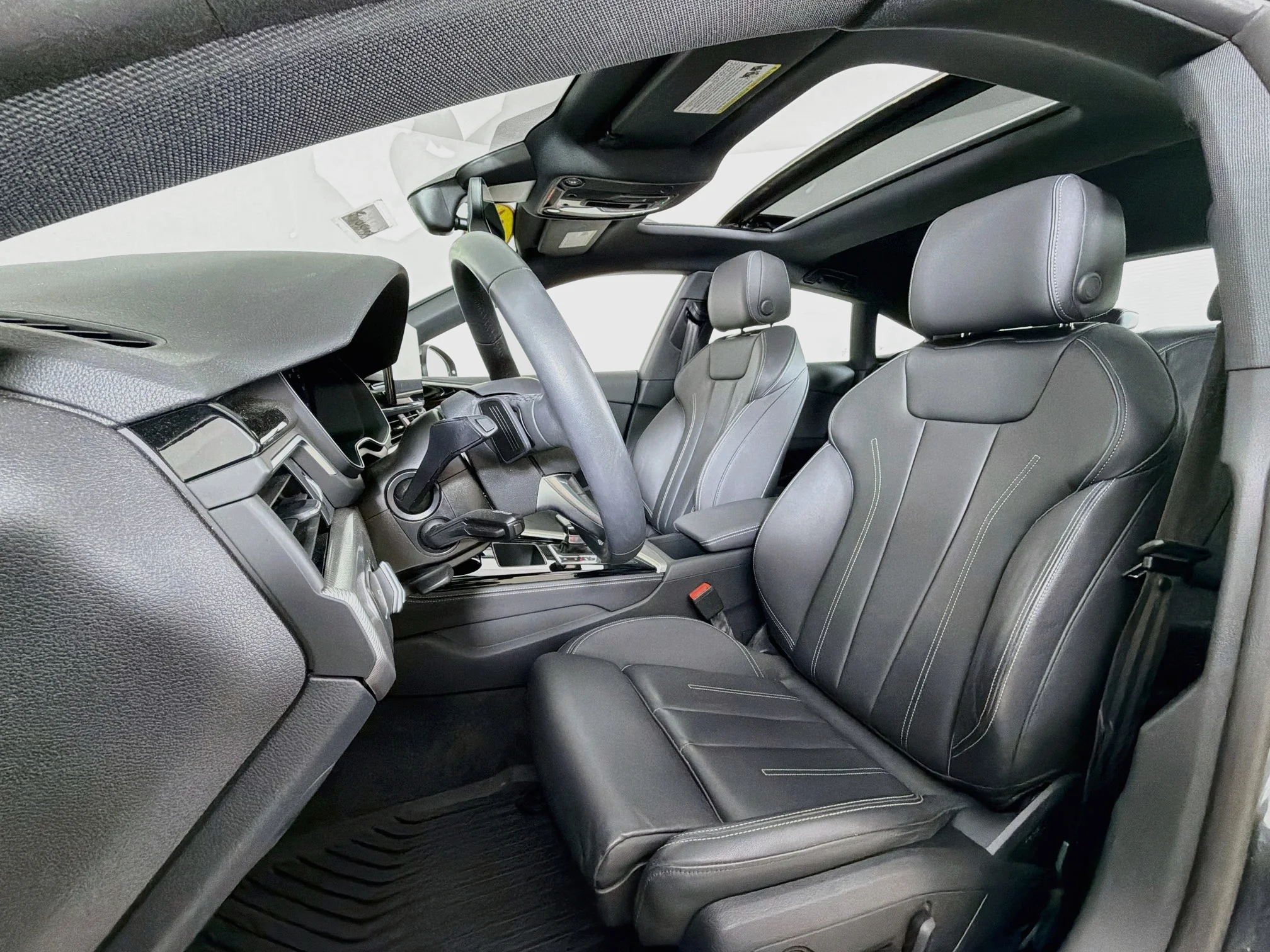 Used 2024 Daytona Gray Pearl Effect Audi S line Premium Plus image 22