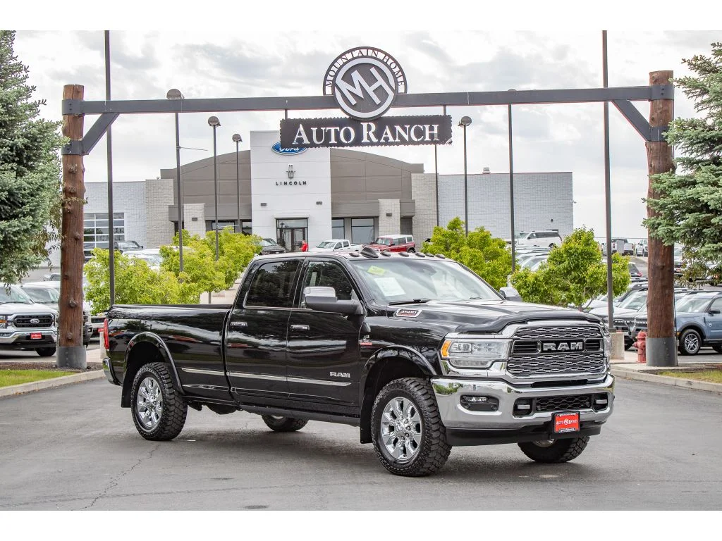 2020 RAM 3500 Limited 4X4 Crew Cab LWB's photo