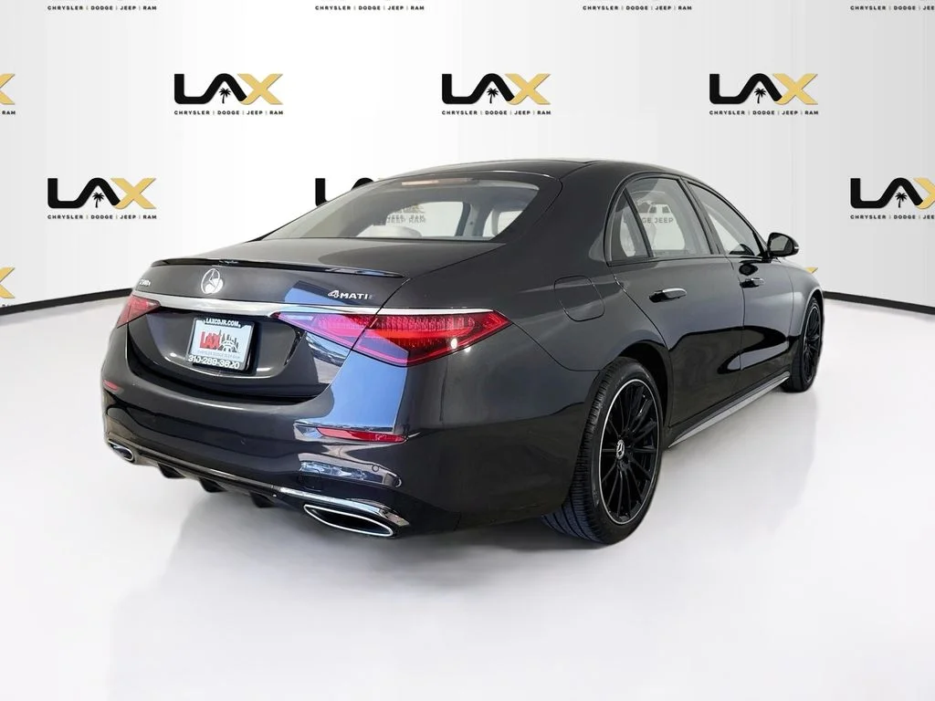 Used 2023 Gray Mercedes-Benz S 500 image 7