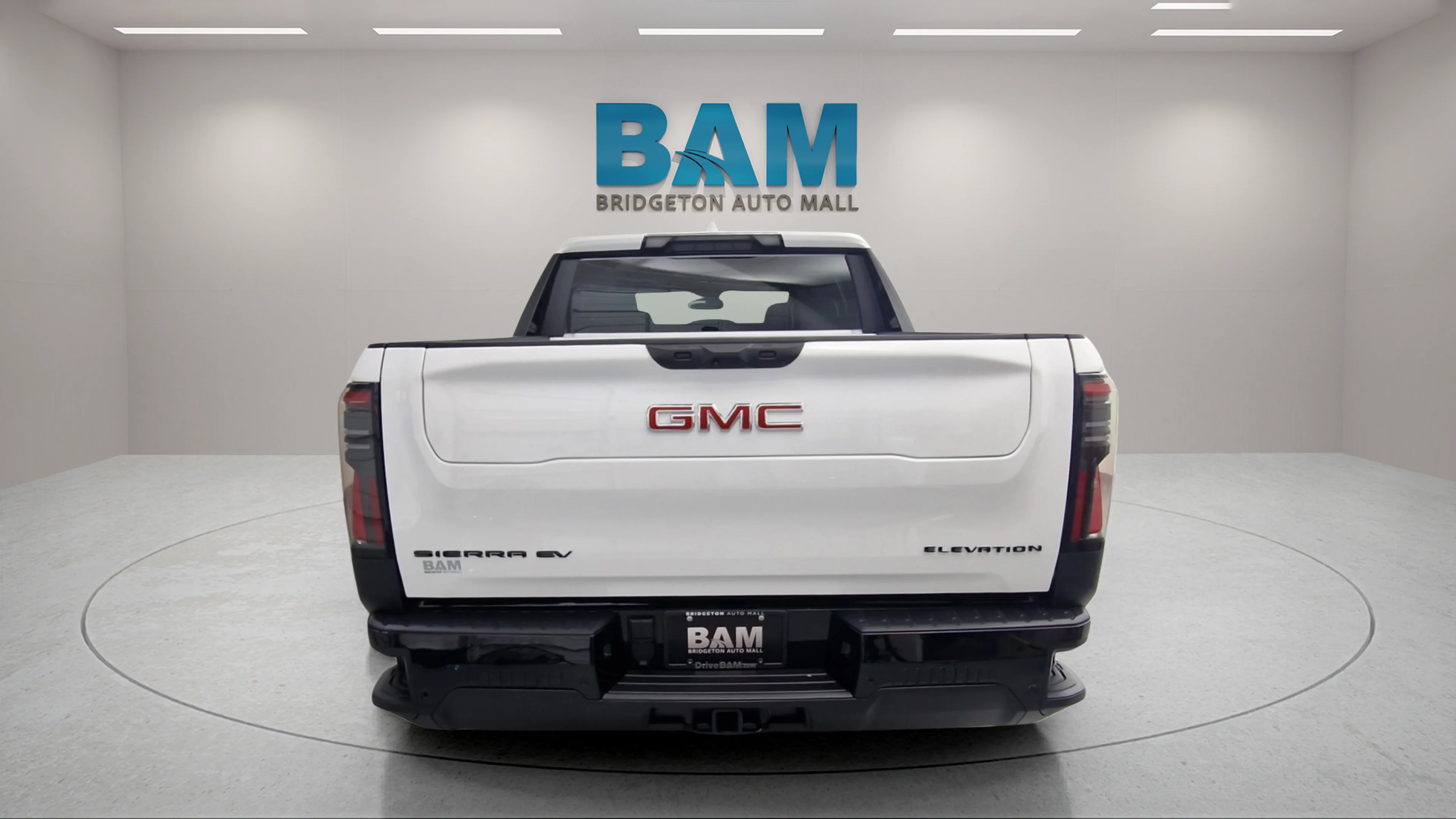 New 2026 Summit White GMC Elevation Standard Range image 8