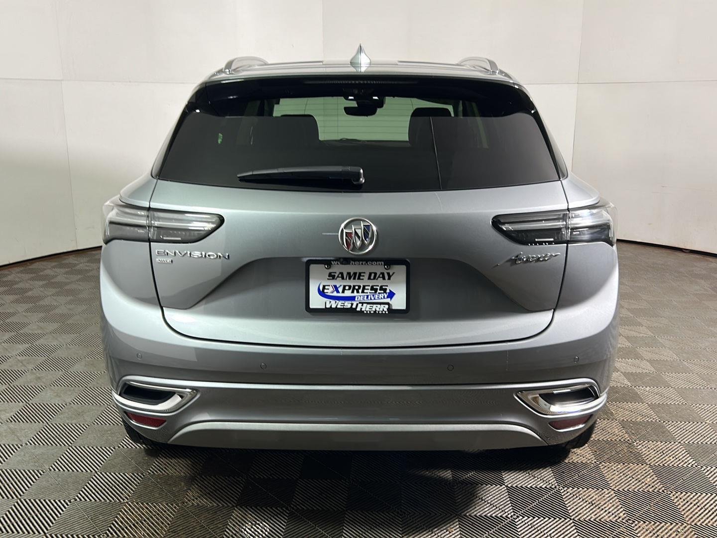 Used 2023 Moonstone Gray Metallic Buick Avenir image 8