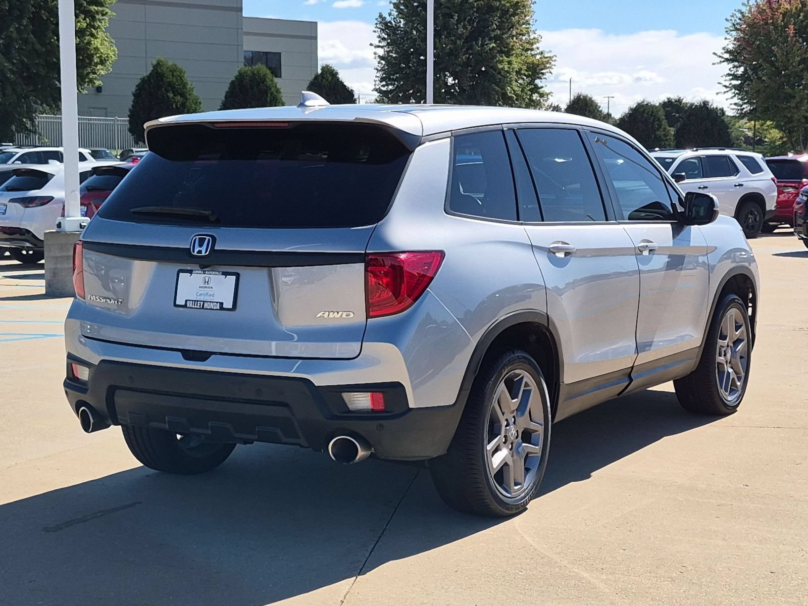 Certified Used 2023 Lunar Silver Metallic Honda EX-L image 6