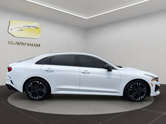 Used 2021 Glacial White Pearl Kia GT-Line image 8