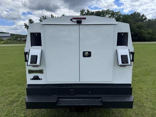 New 2026 Oxford White Ford F-250® XL image 23