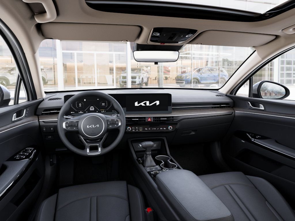 2026 Kia K5 EX - Photo 14