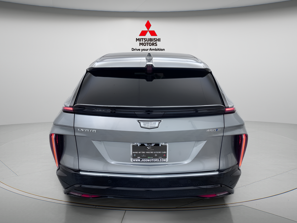Used 2024 Silver Metallic Cadillac Tech image 5