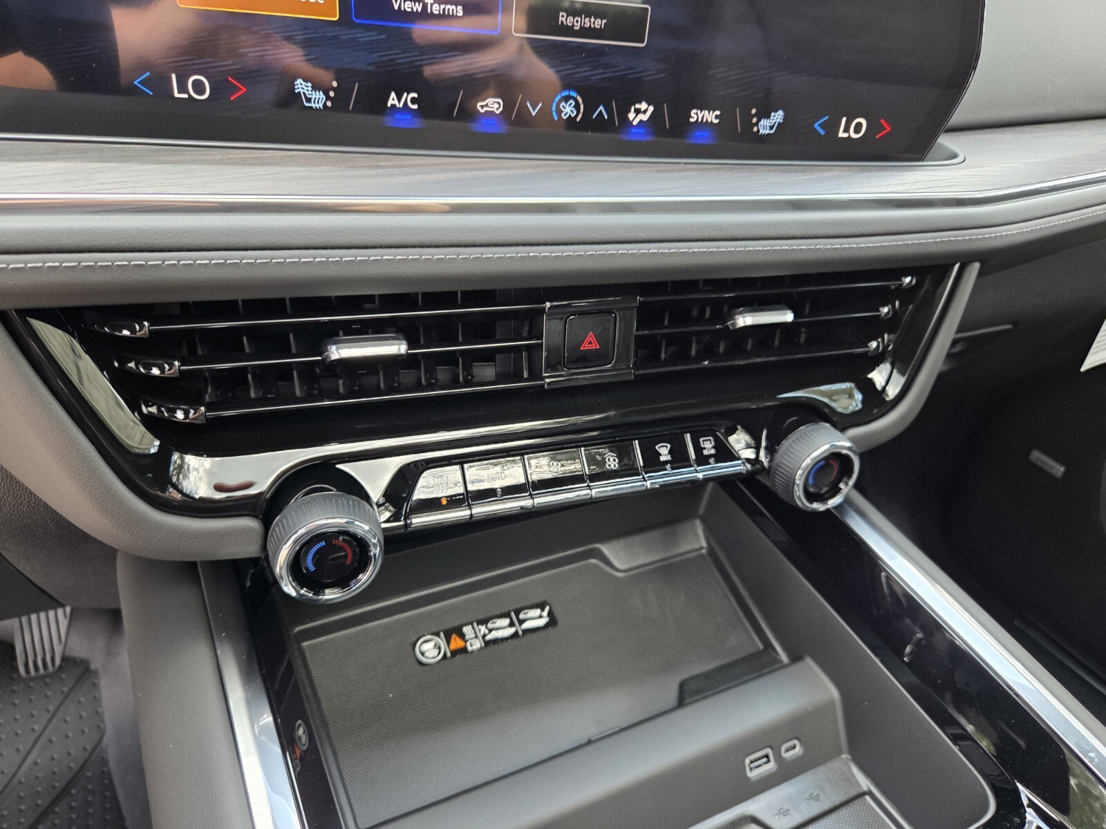 2026 Chevrolet Tahoe LT - Photo 30
