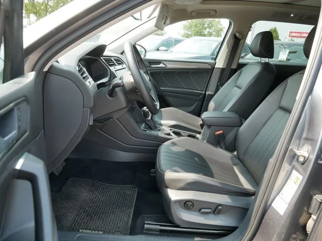 Certified Used 2022 Gray Volkswagen 2.0T SE image 13