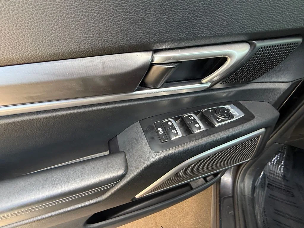 Used 2025 Gray Kia S image 11