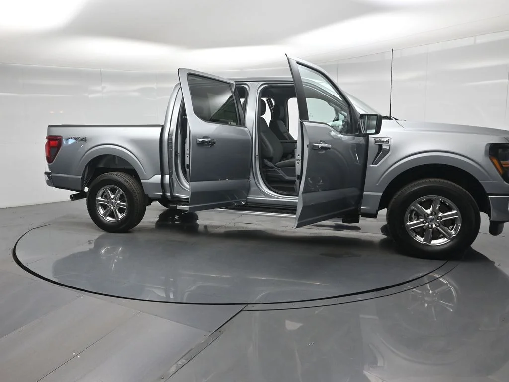 Certified Used 2025 Silver Ford XLT image 32
