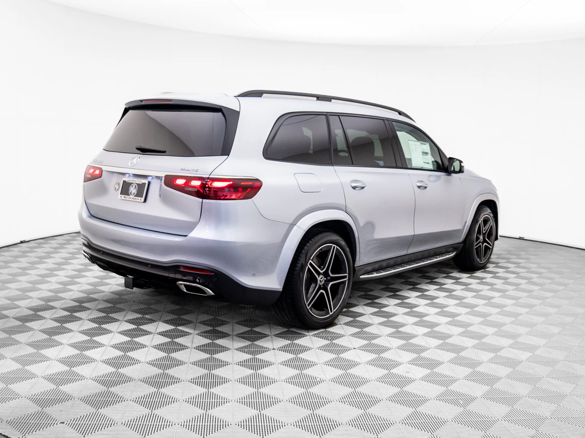 New 2026 Silver Mercedes-Benz GLS 450 image 5