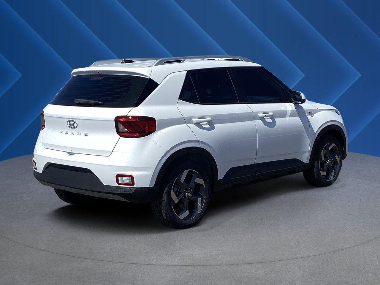 New 2026 Lunar White Hyundai SEL image 3