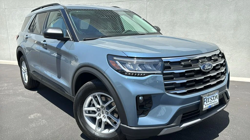 2026 Ford Explorer's photo