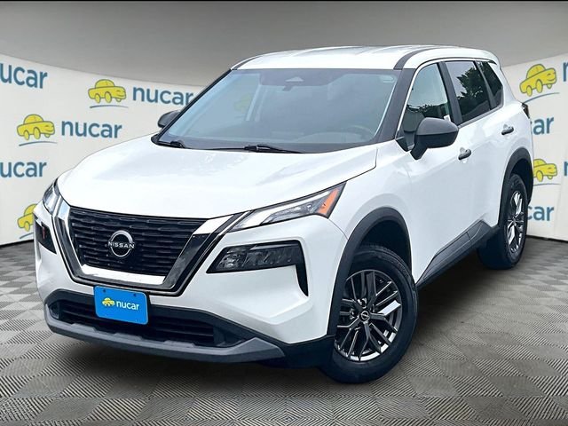 Used 2023 White Nissan S image 12
