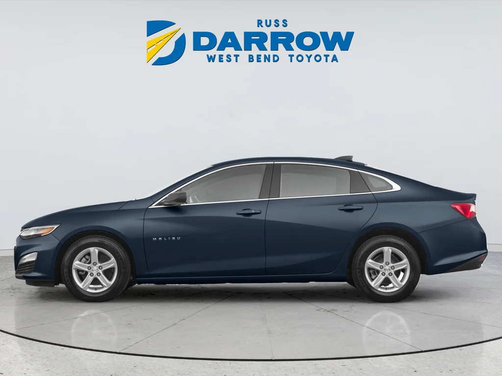 Used 2020 Gray Chevrolet RS image 2