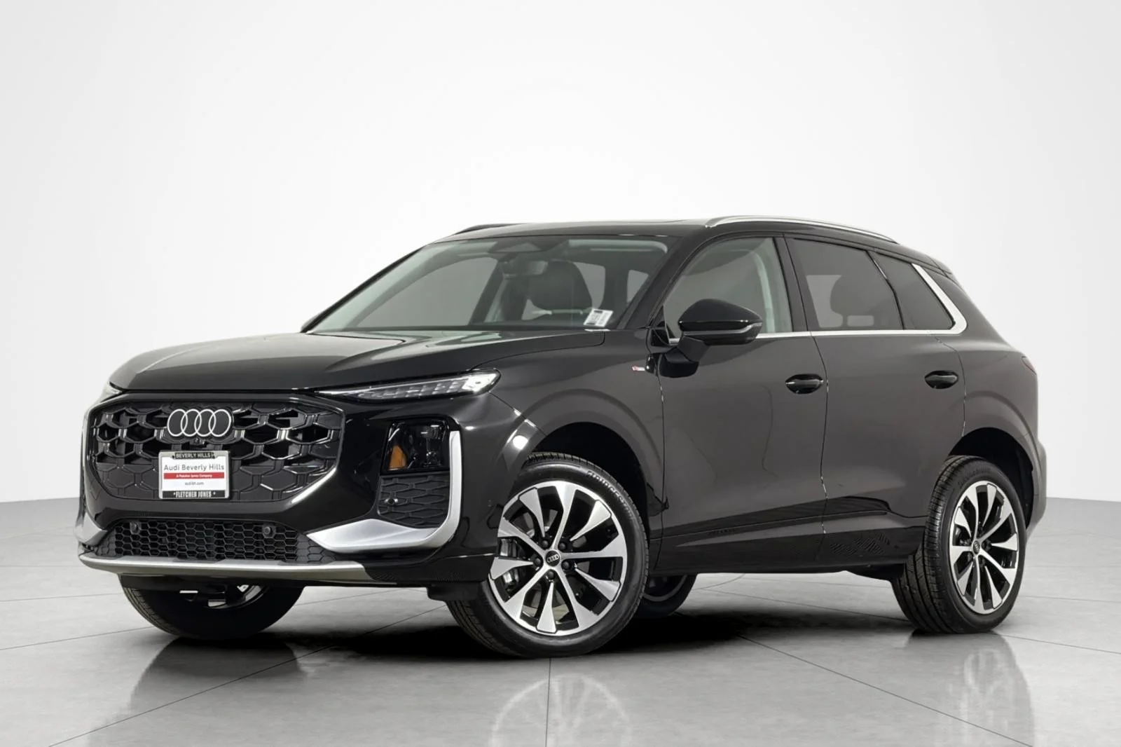 2026 Audi Q3 S line quattro's photo