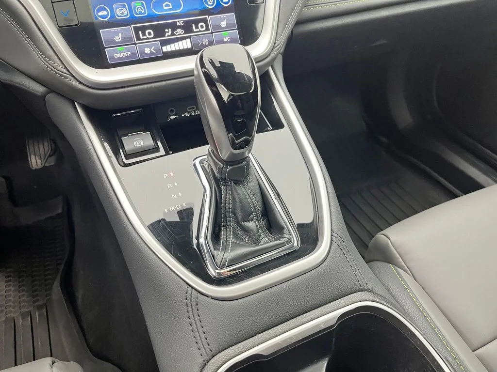 Used 2023 White Subaru Onyx Edition image 30