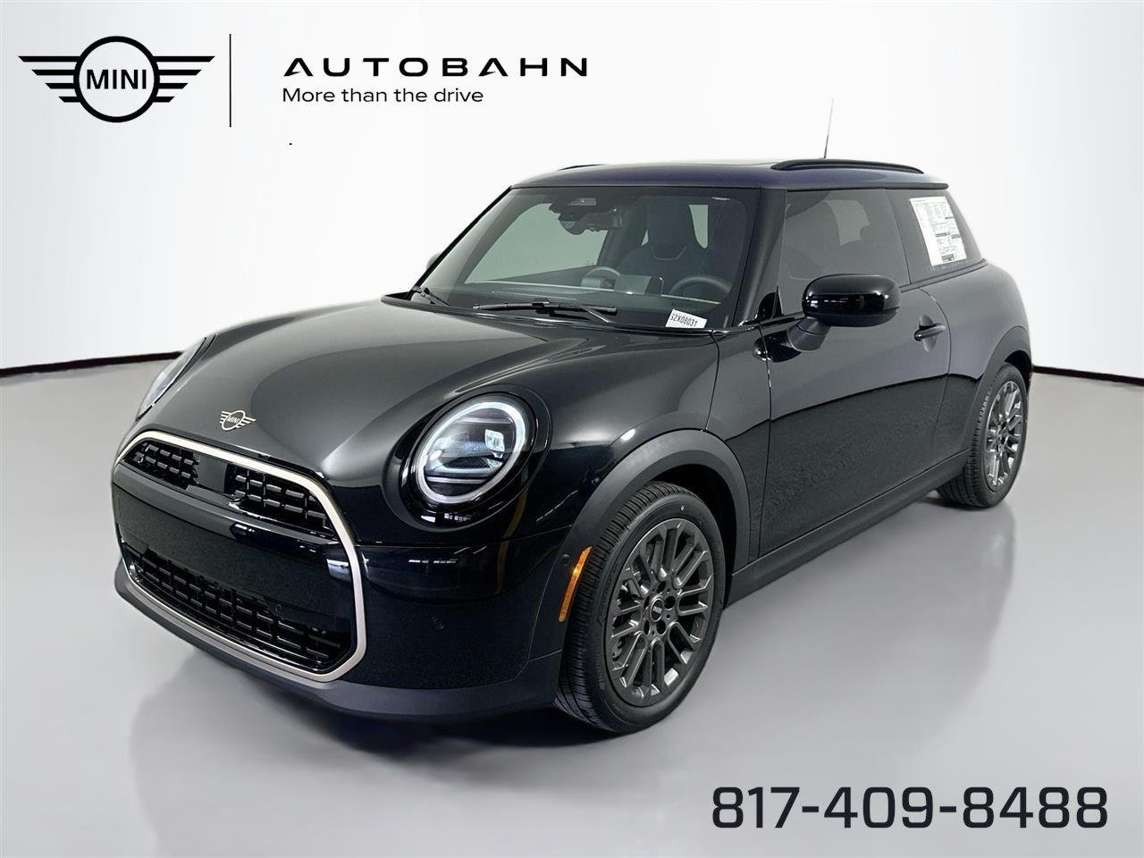 2025 MINI Hardtop Cooper's photo