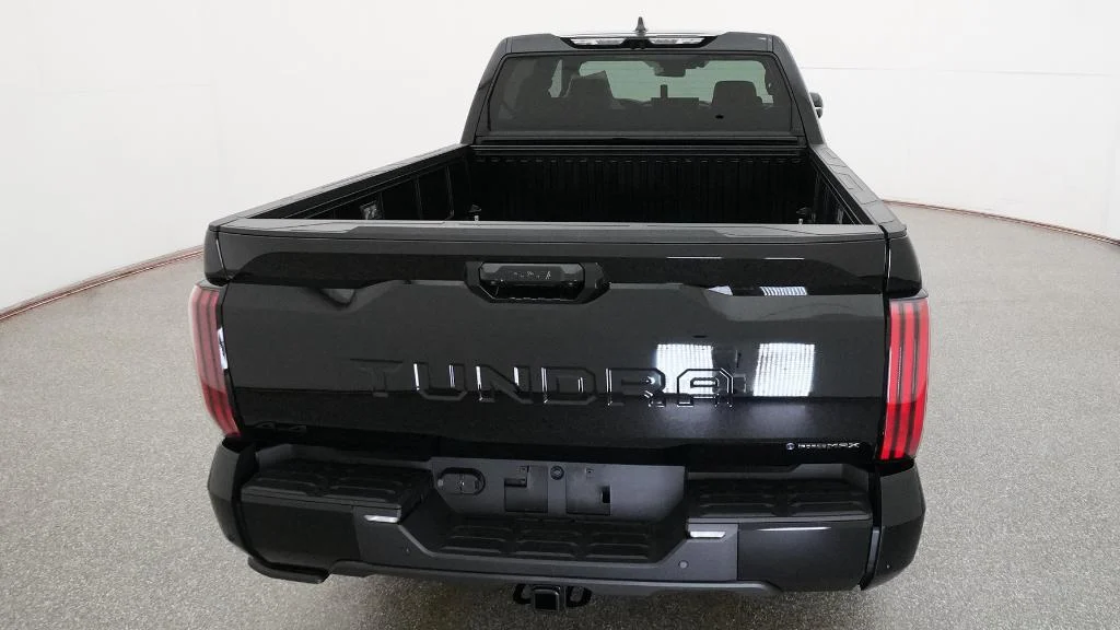 2026 Toyota Tundra Platinum - Photo 19