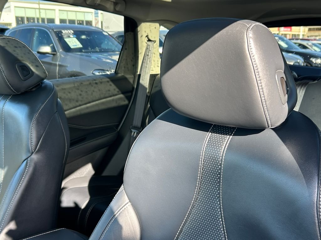 Used 2023 Majestic Black Pearl Acura Technology Package image 14