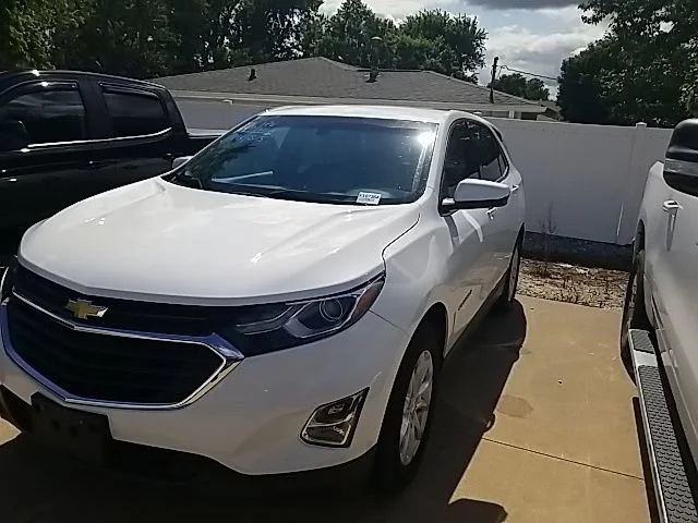 Used 2019 SUMMIT WHITE Chevrolet LT image 10
