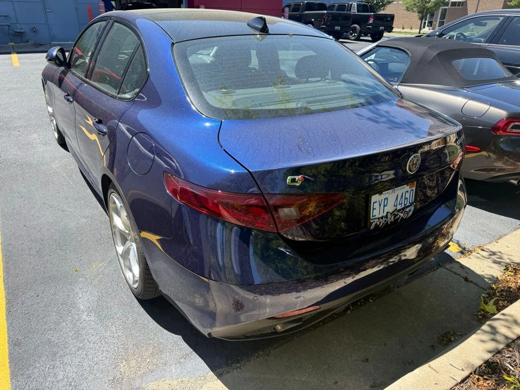 Used 2019 Blue Alfa Romeo Ti Sport image 5