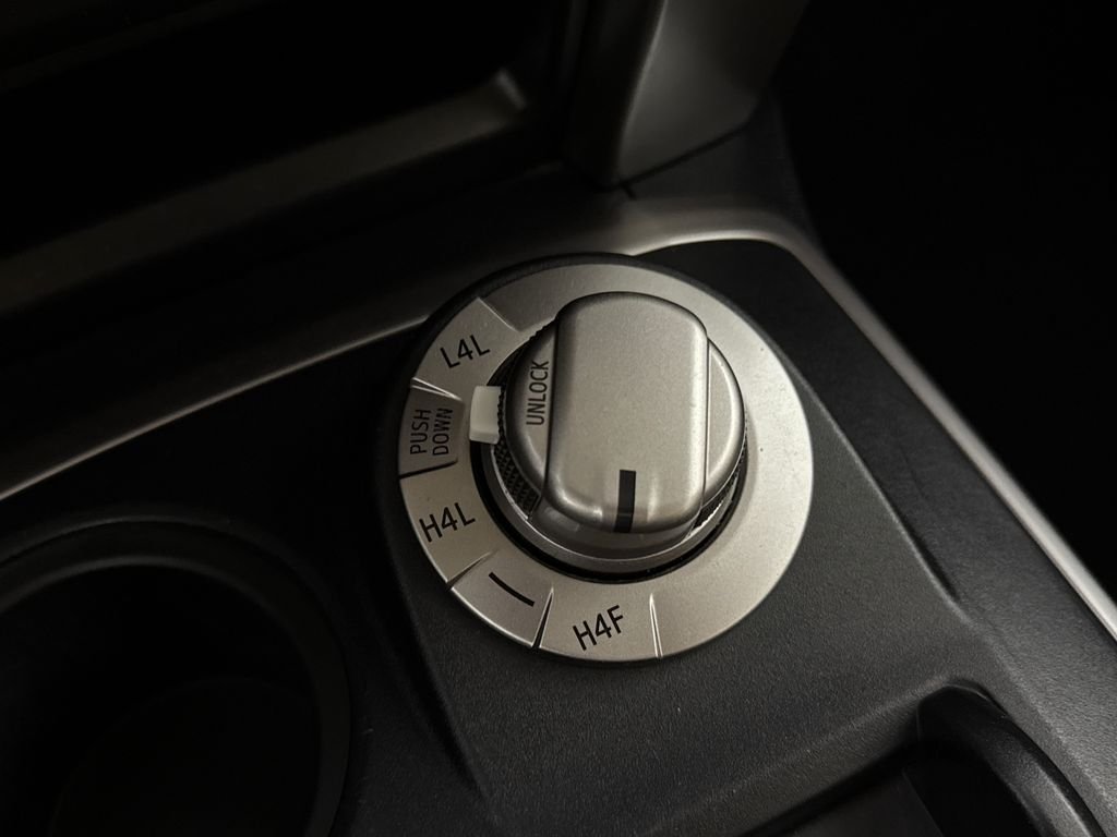 2019 Toyota 4Runner Limited - Photo 19