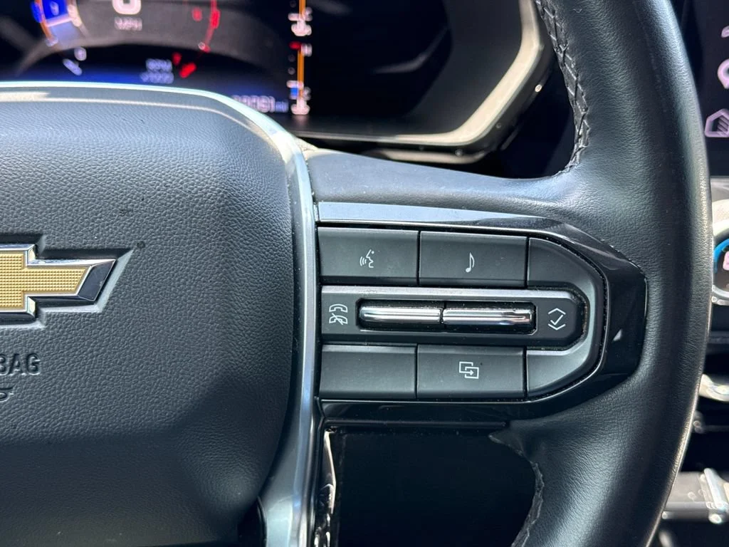 Used 2023 Black Chevrolet LT image 10