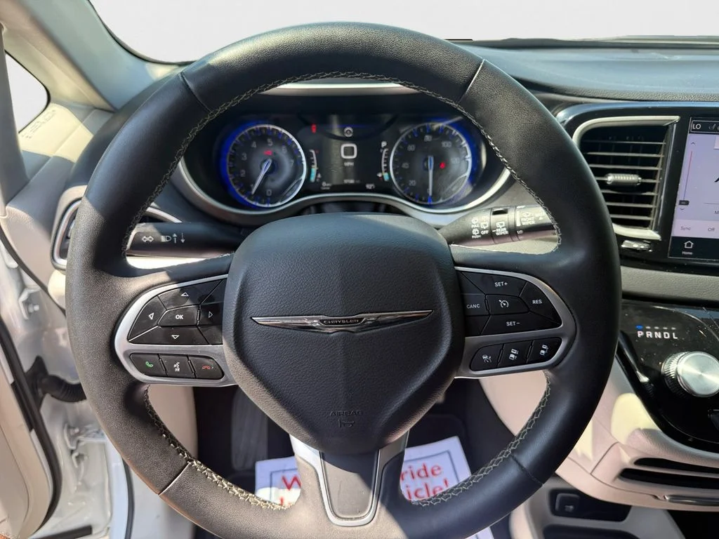 Used 2024 White Chrysler Touring L image 16